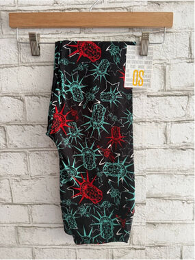 NEW LulaRoe OS NY Liberty Leggings ONE SIZE Black Background